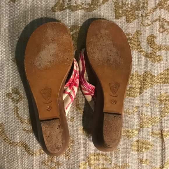 Vintage Gucci Sandal Thong Red pattern with gold - Picture 4 of 8